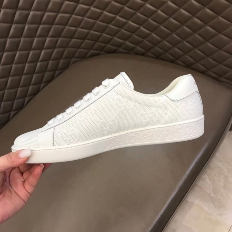 Gucci Sneakers